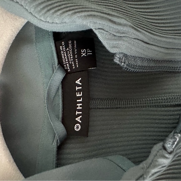 Athleta Ribbed Jacket - Picture 3 of 3